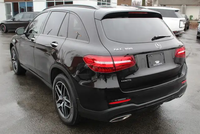 2019 Mercedes GLC 300 sport amg night pack, panoramic, mags 19'' - Photo 3