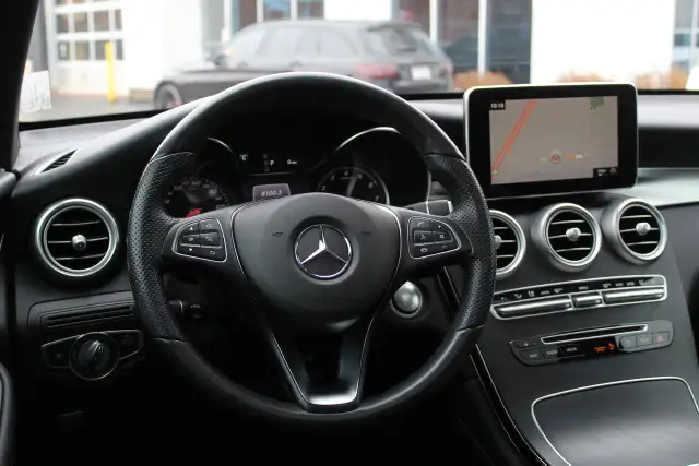 2019 Mercedes GLC 300 sport amg night pack, panoramic, mags 19'' - Photo 12