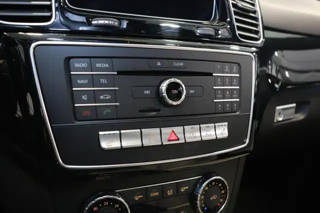 2017 Mercedes-Benz GLE GLE43 AMG - PANO|NAVI|360CAM|2xRIM&TIRES - Photo 16