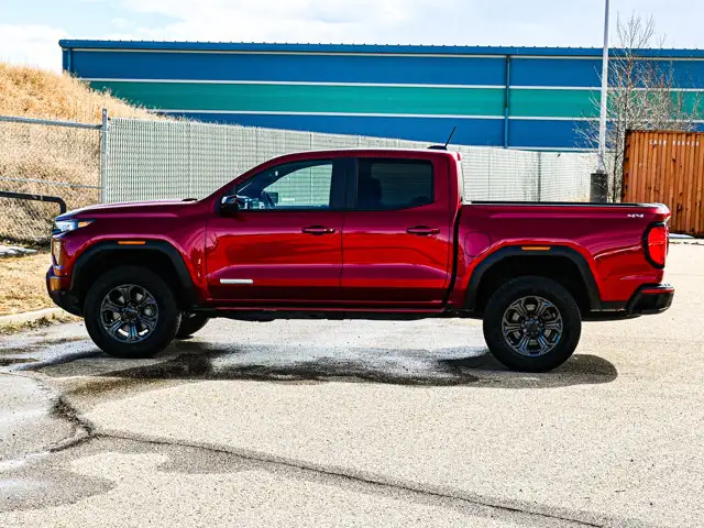 2024 GMC Canyon Elevation 2.7L - Photo 10