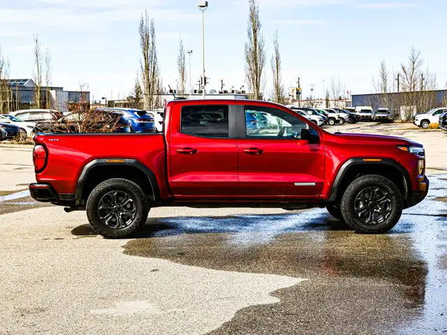 2024 GMC Canyon Elevation 2.7L - Photo 14