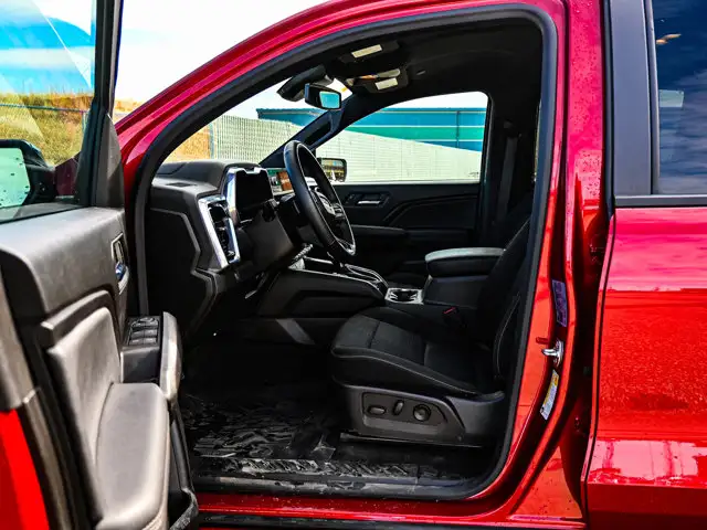 2024 GMC Canyon Elevation 2.7L - Photo 16