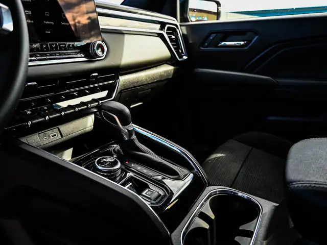 2024 GMC Canyon Elevation 2.7L - Photo 27