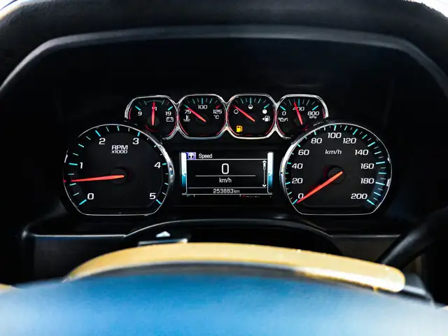 2019 GMC Sierra 2500HD SLT 6.6L - Photo 24