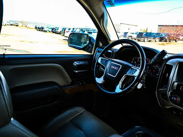 2015 GMC Sierra 2500HD SLT 6.0L - Photo 31