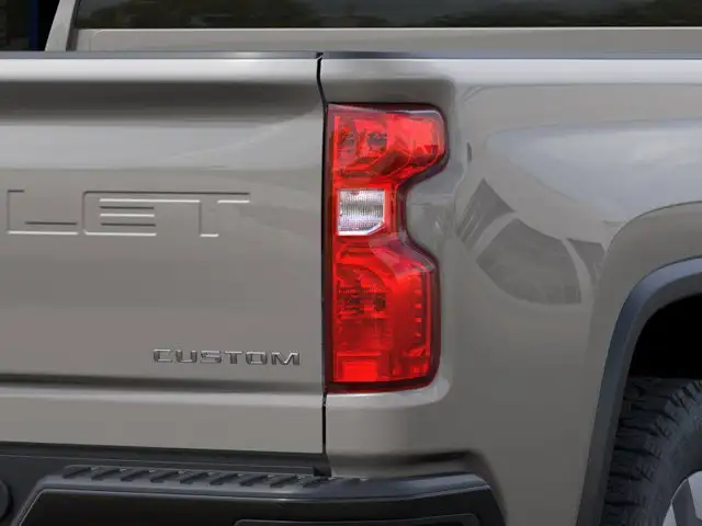 2026 Chevrolet Silverado 2500HD Custom - Photo 11