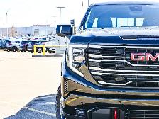 2026 GMC Sierra 1500 AT4 - Photo 6