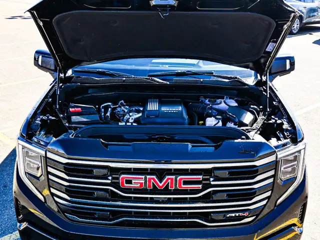 2026 GMC Sierra 1500 AT4 - Photo 9