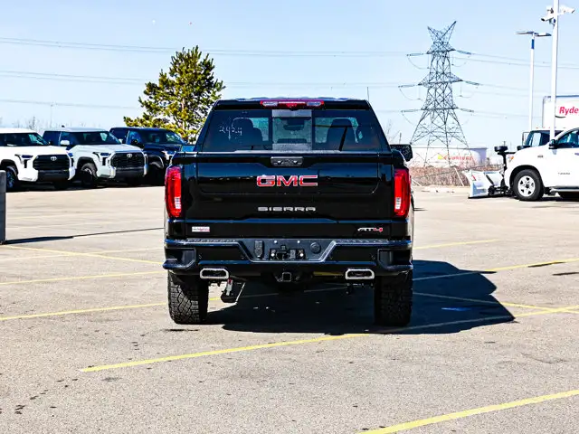 2026 GMC Sierra 1500 AT4 - Photo 12