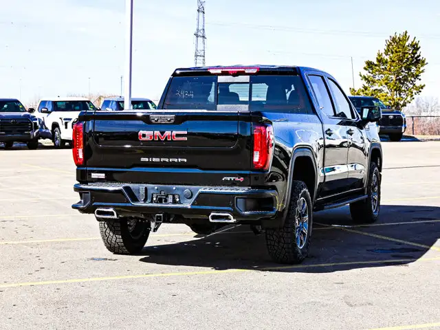 2026 GMC Sierra 1500 AT4 - Photo 13