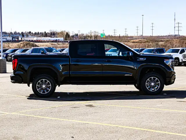 2026 GMC Sierra 1500 AT4 - Photo 14