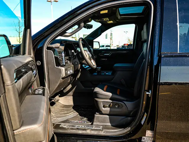 2026 GMC Sierra 1500 AT4 - Photo 17