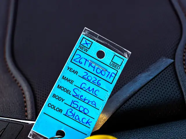 2026 GMC Sierra 1500 AT4 - Photo 38