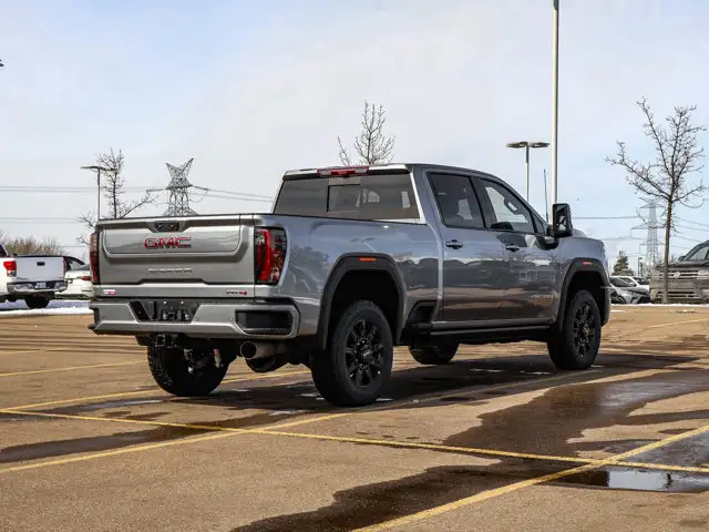 2026 GMC Sierra 3500HD AT4 - Photo 8