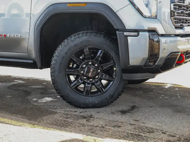 2026 GMC Sierra 3500HD AT4 - Photo 11