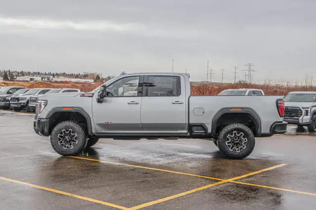 2026 GMC Sierra 2500HD AT4X - Photo 5