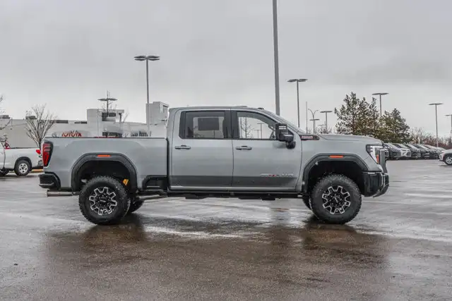 2026 GMC Sierra 2500HD AT4X - Photo 10