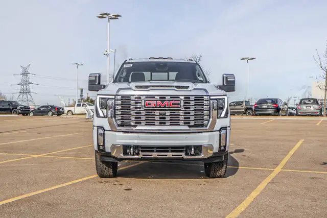 2026 GMC Sierra 3500HD Denali - Photo 3