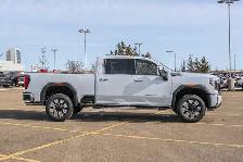 2026 GMC Sierra 3500HD Denali - Photo 10