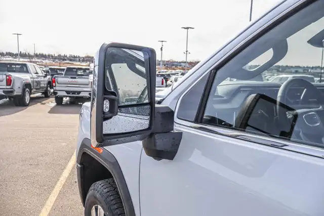 2026 GMC Sierra 3500HD Denali - Photo 14