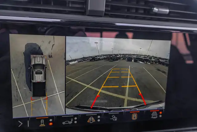 2026 GMC Sierra 3500HD Denali - Photo 26