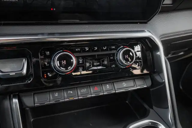 2026 GMC Sierra 3500HD Denali - Photo 27