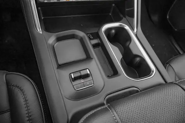 2026 GMC Sierra 3500HD Denali - Photo 28