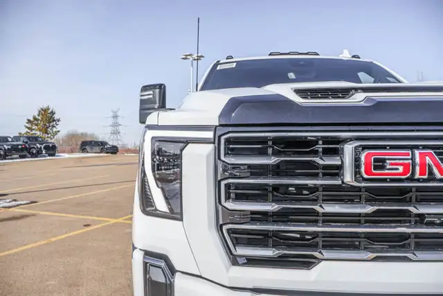 2026 GMC Sierra 3500HD AT4 - Photo 11
