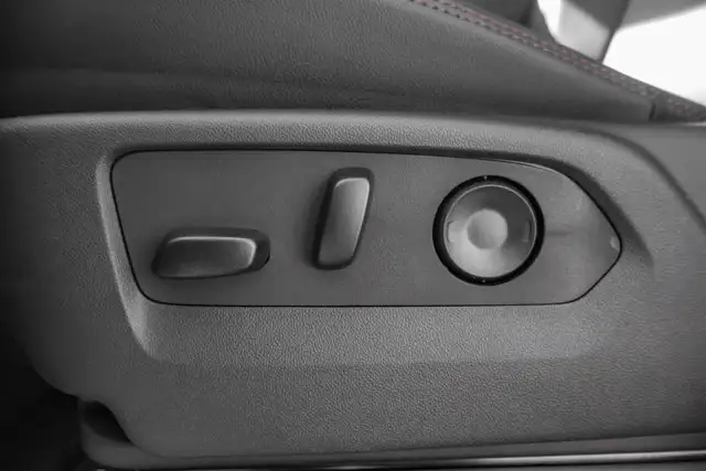 2026 GMC Sierra 3500HD AT4 - Photo 16