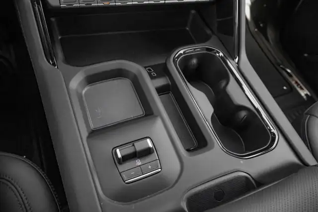 2026 GMC Sierra 3500HD AT4 - Photo 28