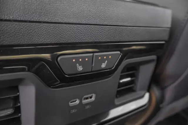 2026 GMC Sierra 3500HD AT4 - Photo 35