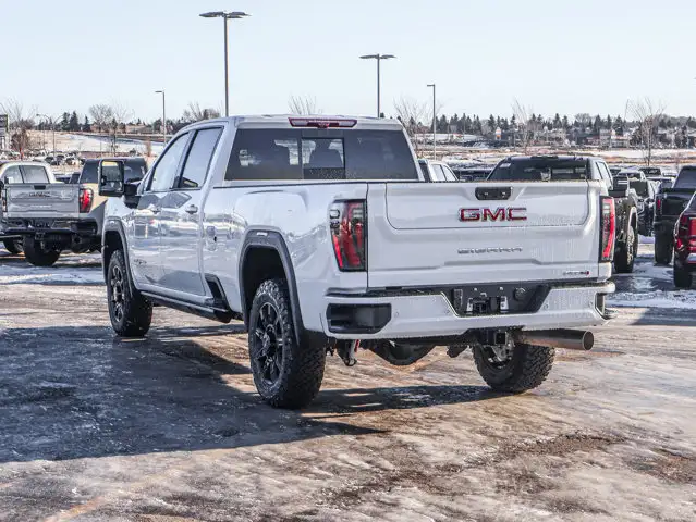 2026 GMC Sierra 3500HD AT4 - Photo 6