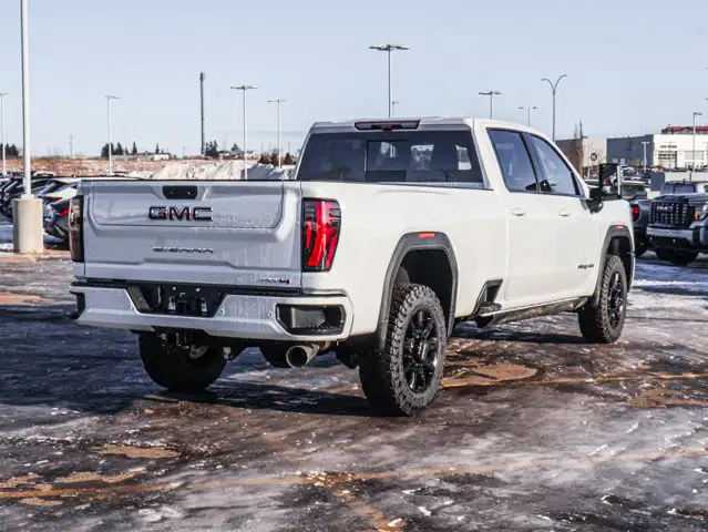 2026 GMC Sierra 3500HD AT4 - Photo 8