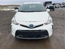 2017 Toyota Prius v - Photo 8