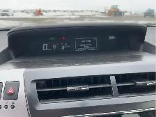 2017 Toyota Prius v - Photo 16