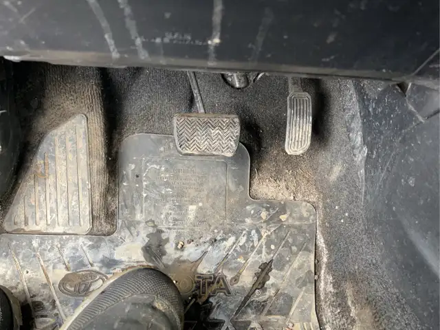 2017 Toyota Prius v - Photo 19