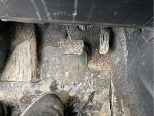 2017 Toyota Prius v - Photo 19