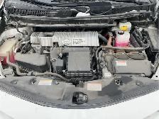 2017 Toyota Prius v - Photo 24