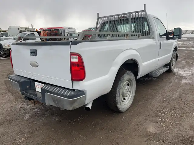 2011 Ford F-250 Super Duty - Photo 6