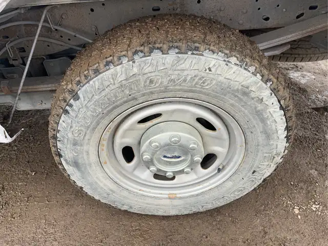 2011 Ford F-250 Super Duty - Photo 11