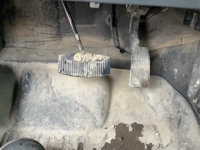 2011 Ford F-250 Super Duty - Photo 16