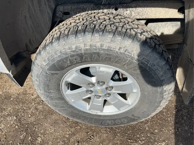2018 Chevrolet Colorado - Photo 11