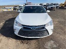 2017 Toyota Camry Hybrid - Photo 8