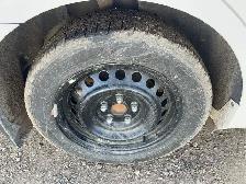 2017 Toyota Camry Hybrid - Photo 11