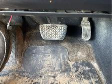 2017 Toyota Camry Hybrid - Photo 14