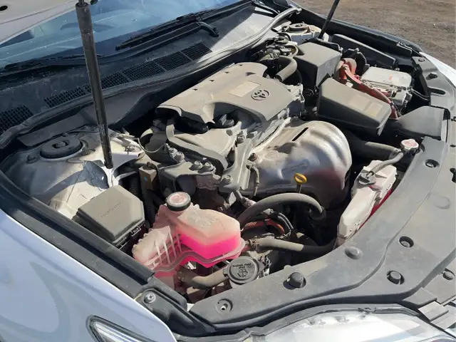 2017 Toyota Camry Hybrid - Photo 22