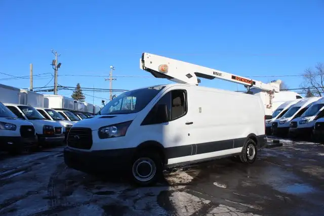 Ford Transit Cargo Van T-350 148 CAMION NACELLE BOOM ISOLÉ / 64. - Photo 3