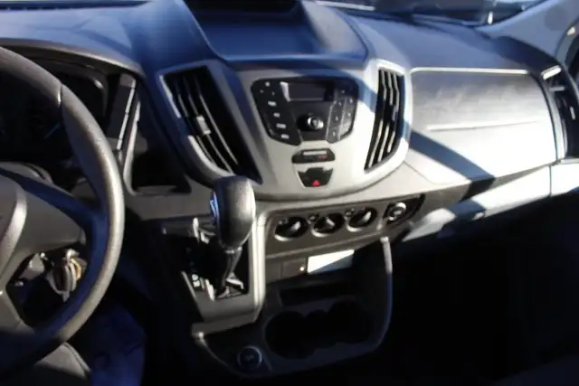 Ford Transit Cargo Van T-350 148 CAMION NACELLE BOOM ISOLÉ / 64. - Photo 8