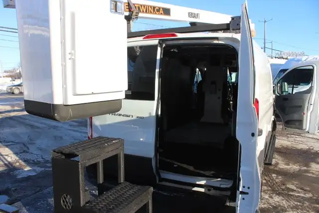 Ford Transit Cargo Van T-350 148 CAMION NACELLE BOOM ISOLÉ / 64. - Photo 12