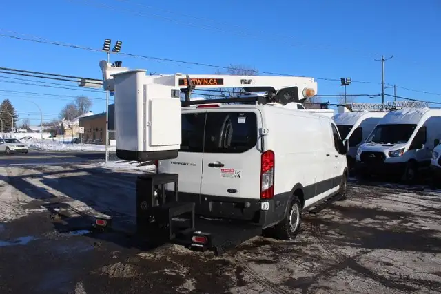 Ford Transit Cargo Van T-350 148 CAMION NACELLE BOOM ISOLÉ / 64. - Photo 17